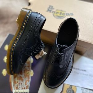 Dr. Martens 3989 Derby Leather Brogue Shoes